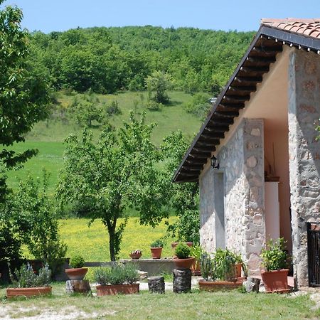 Casale La Torretta Bed and Breakfast Norcia Exteriör bild