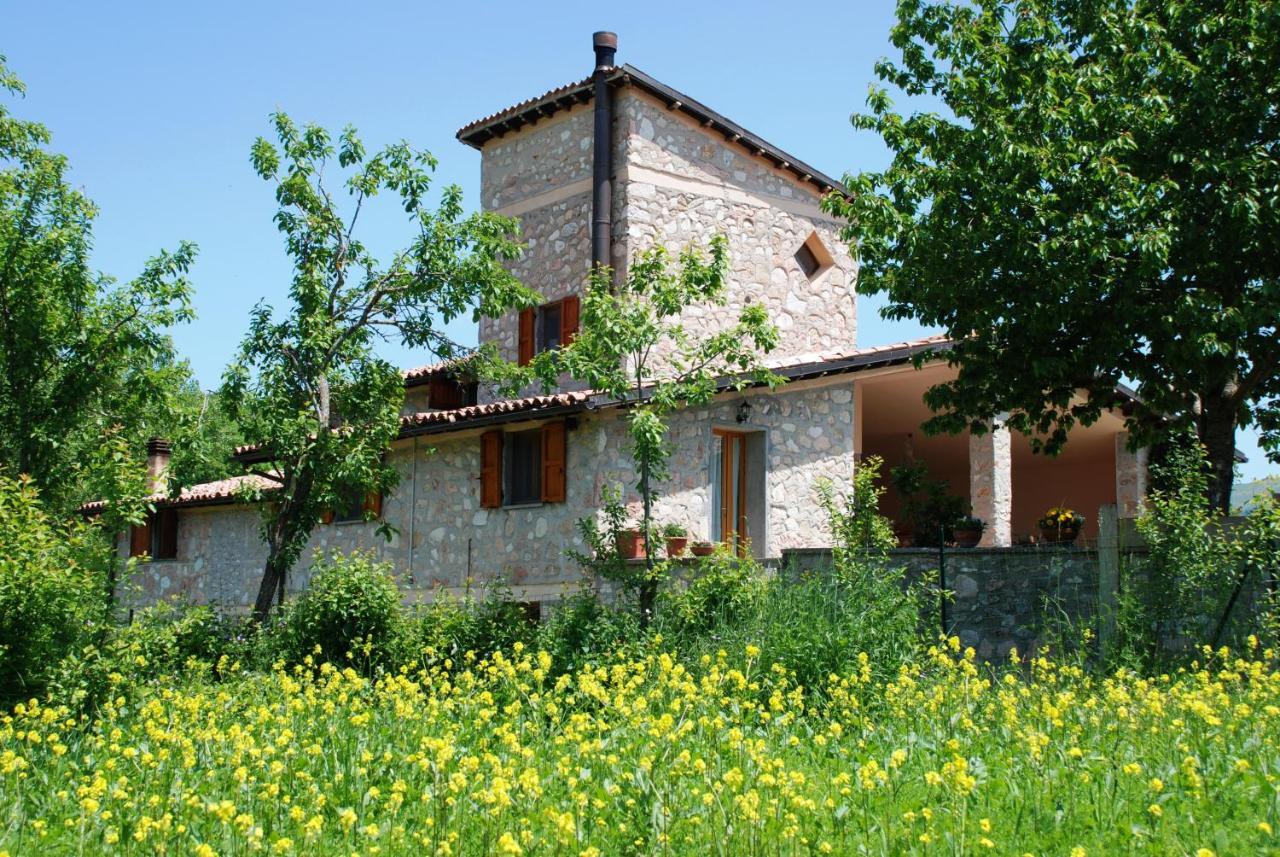 Casale La Torretta Bed and Breakfast Norcia Exteriör bild