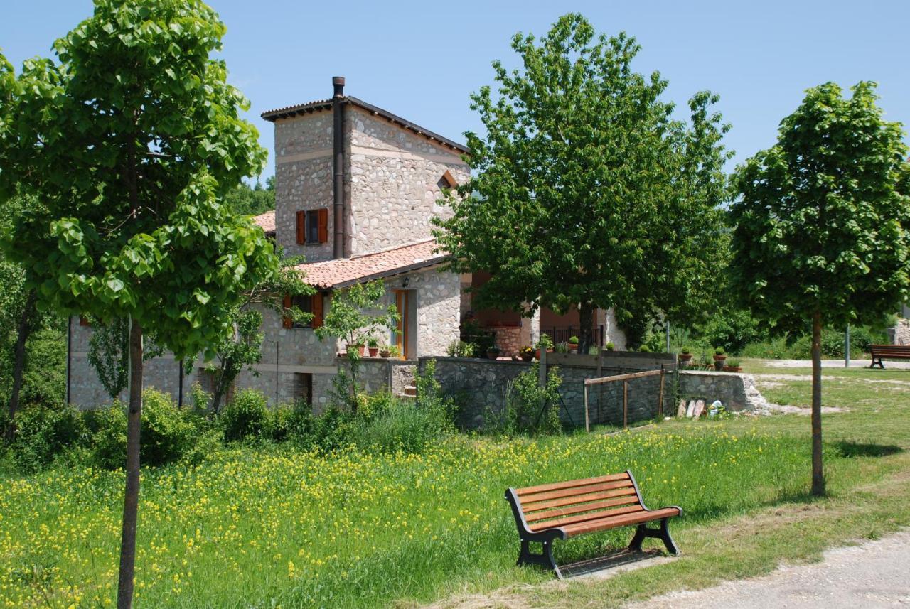 Casale La Torretta Bed and Breakfast Norcia Exteriör bild