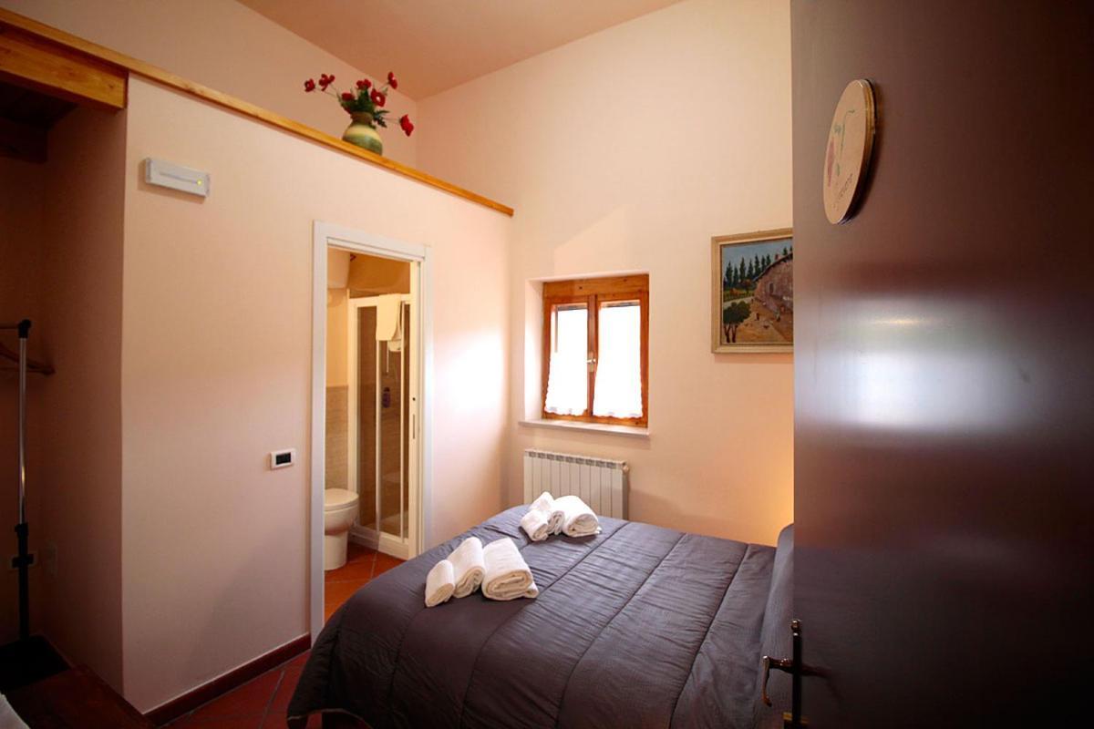 Casale La Torretta Bed and Breakfast Norcia Exteriör bild