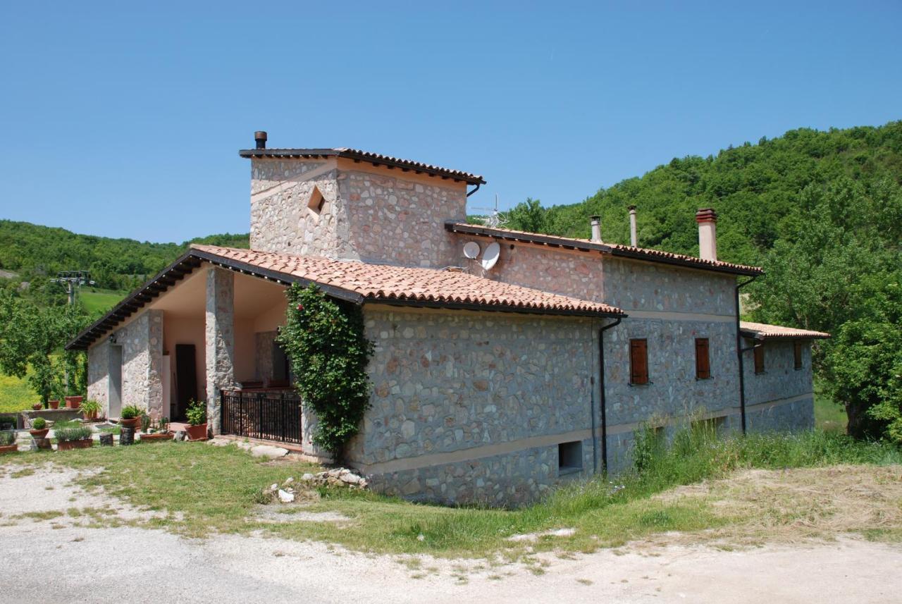 Casale La Torretta Bed and Breakfast Norcia Exteriör bild