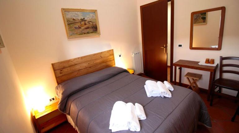 Casale La Torretta Bed and Breakfast Norcia Exteriör bild